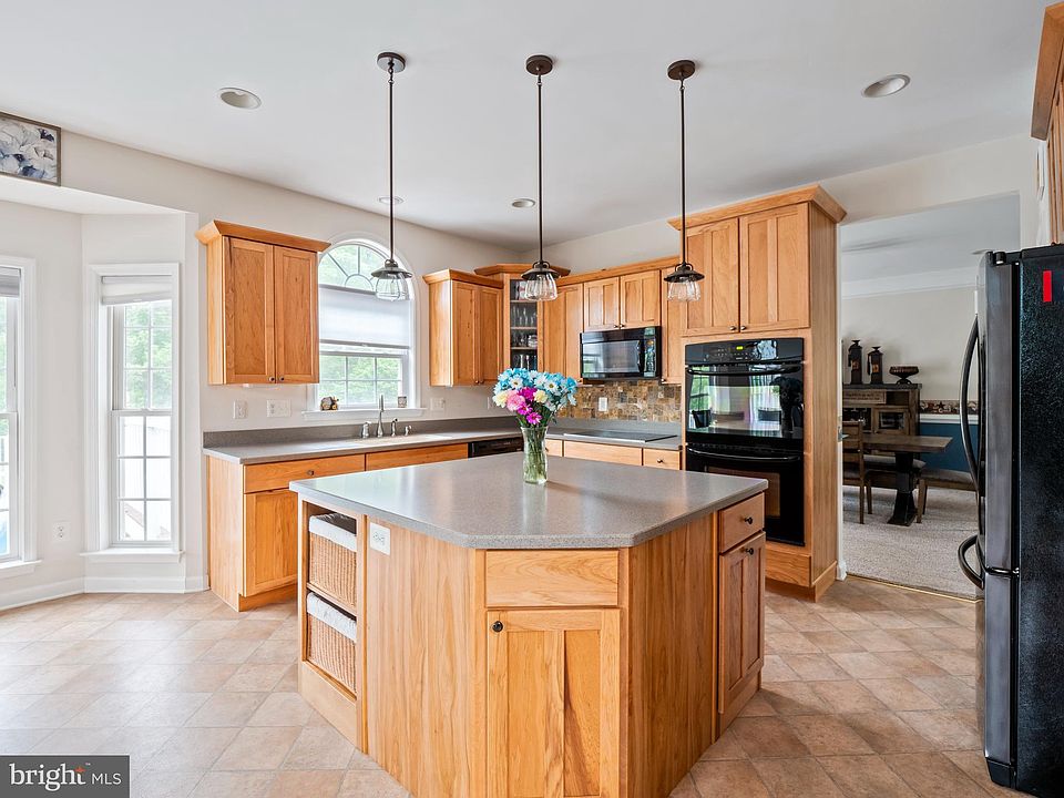 91 Chester Gap Rd, Chester Gap, VA 22623 Zillow