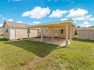 201 Lake Dr, Raceland, LA 70394