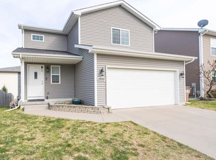 2888 Park Pl, Norwalk, IA 50211