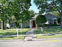 1st image of 6732 Orangewood Dr