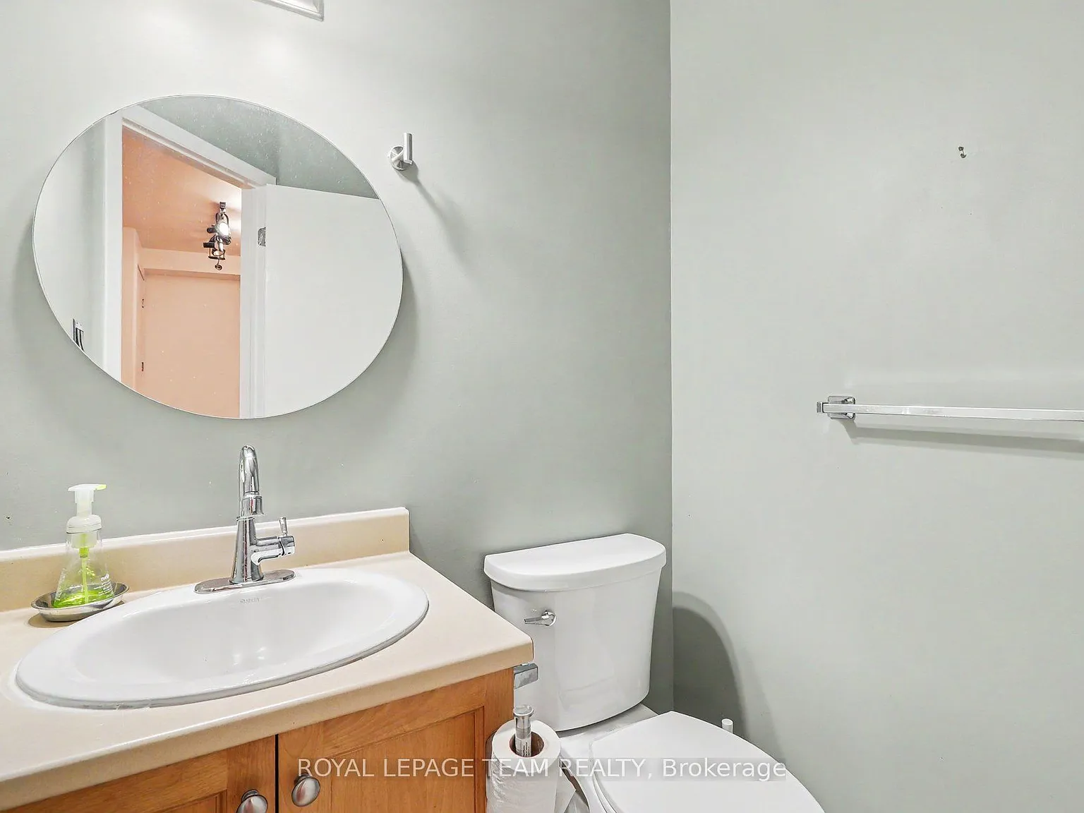 2 bed, $2,600 — Photo 3