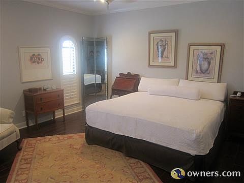 Spacious master bedroom
