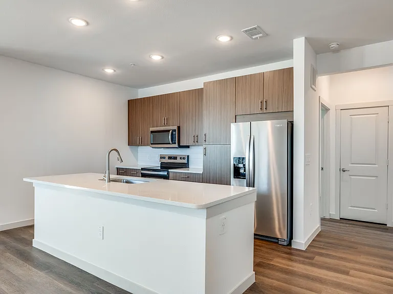 Aspen at Gateway — Photo 9