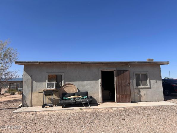 15551 Lowell Rd, El Paso, TX 79928