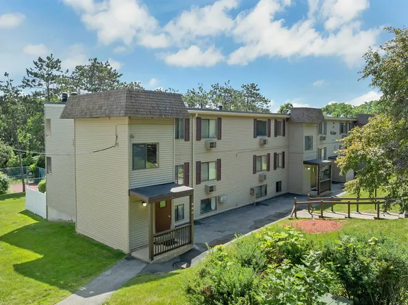 41 Treetop Circle #32, Laconia, NH 03246