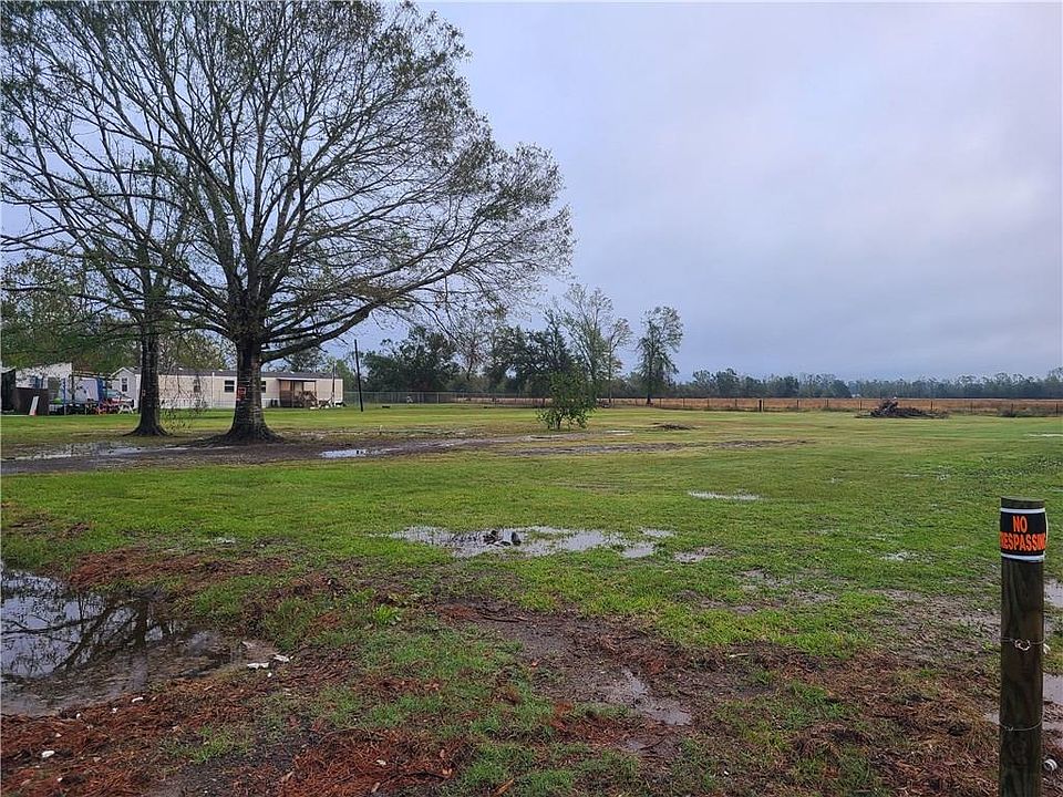2nd image of 107 Murphy Dr