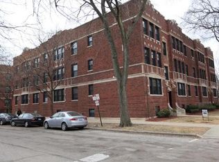 802 Washington St APT 3, Evanston, IL 60202