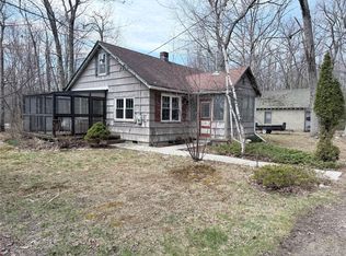 5 Loop Rd, Wurtsboro, NY 12790