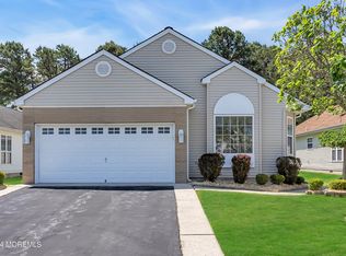 368 Jamaica Blvd, Toms River, NJ 08757