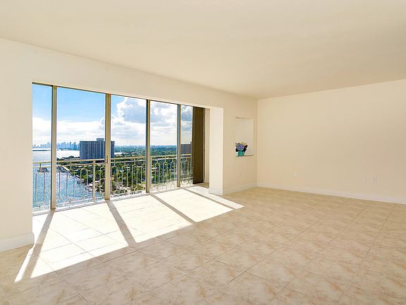 2nd image of 11111 Biscayne Blvd #21E