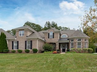 6813 S Creek Rd, Charlotte, NC 28277