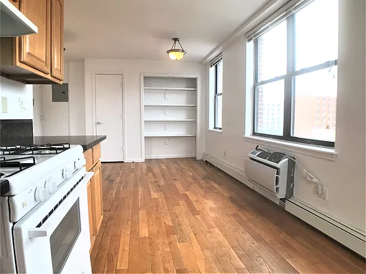 Rented by Highline Residential | media 9