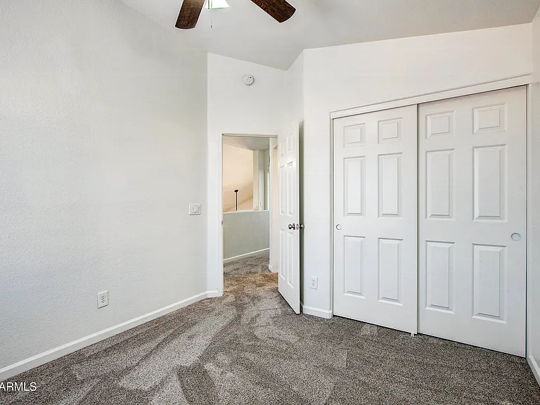 1550 N Sunset Pl — Photo 33