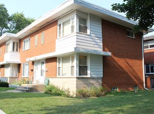 4726 Main St UNIT A, Skokie, IL 60076