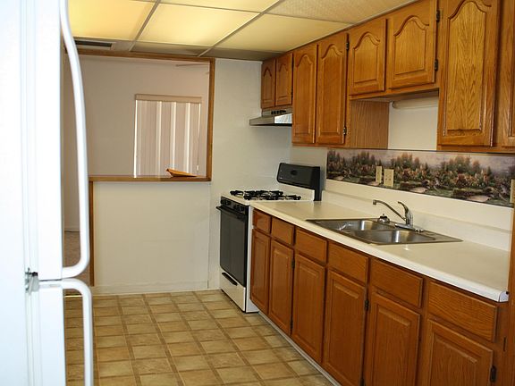 5th image of 1501 S Navajo Ave