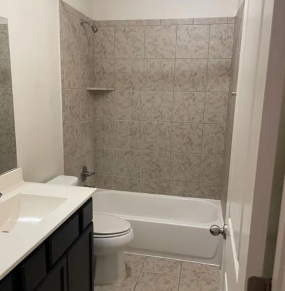 2212 Creekside Ln #D — Photo 6