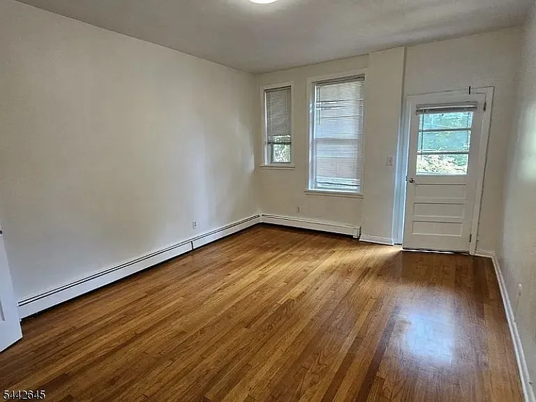 502 Washington Ave #1 — Photo 2