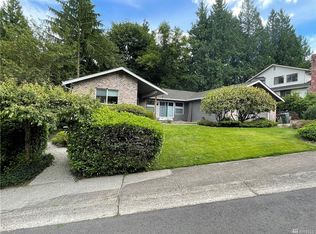 4220 210th Pl NE, Sammamish, WA 98074