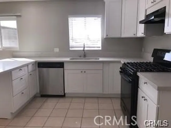 6631 Kingman Ave APT 4, Buena Park, CA 90621