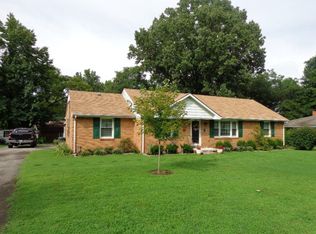 1114 Bridgette St, Paris, TN 38242