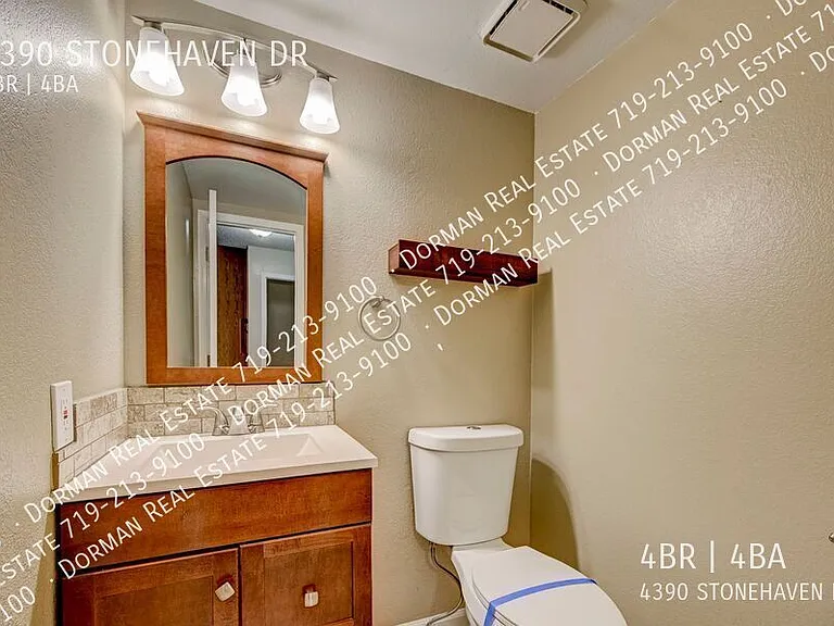 4390 Stonehaven Dr — Photo 16