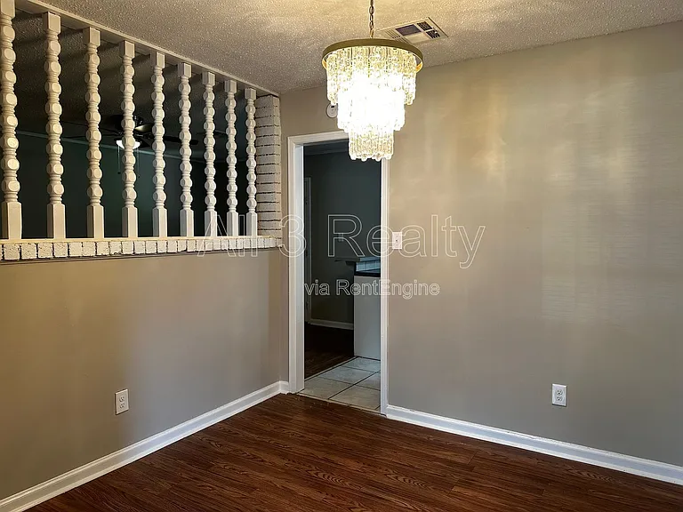 1429 Dunbarton Rd — Photo 13