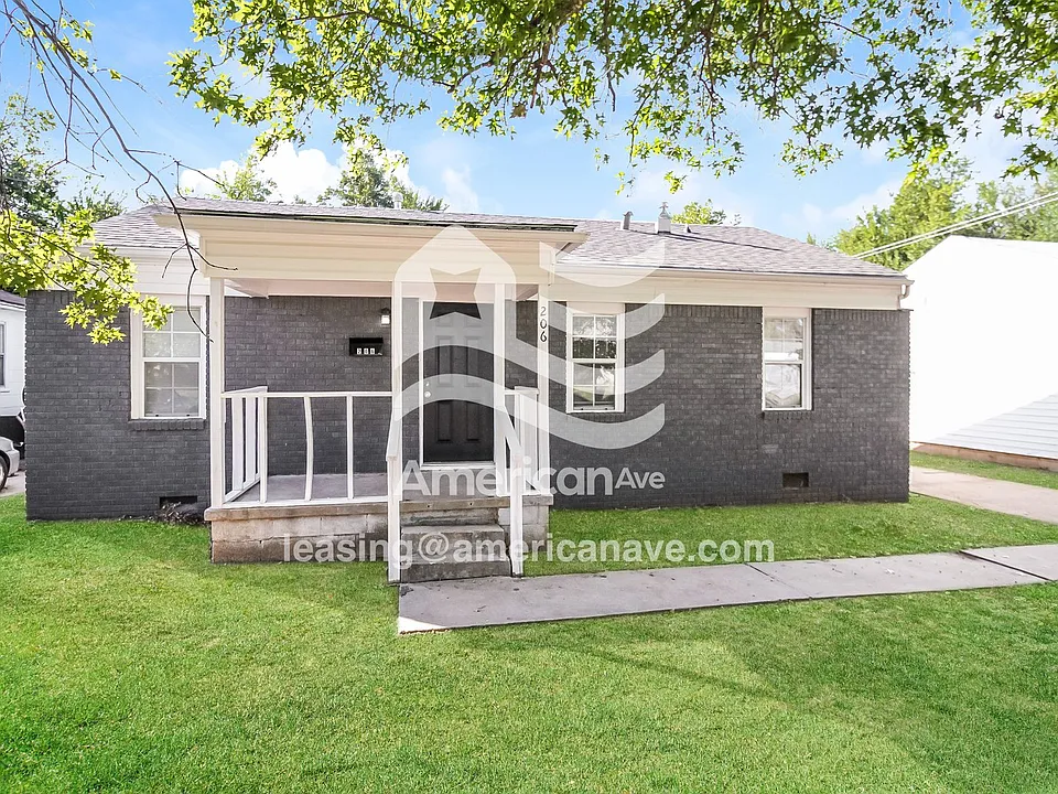 206 W Kittyhawk Dr