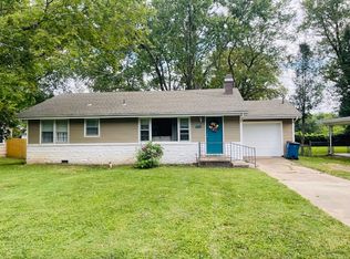 436 W Crestview St, Springfield, MO 65807