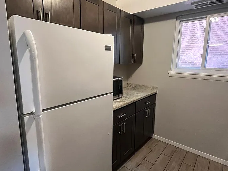 For Rent: Historic Charm at 2300 Eutaw Place Your Urban Retreat Awaits! — Photo 24