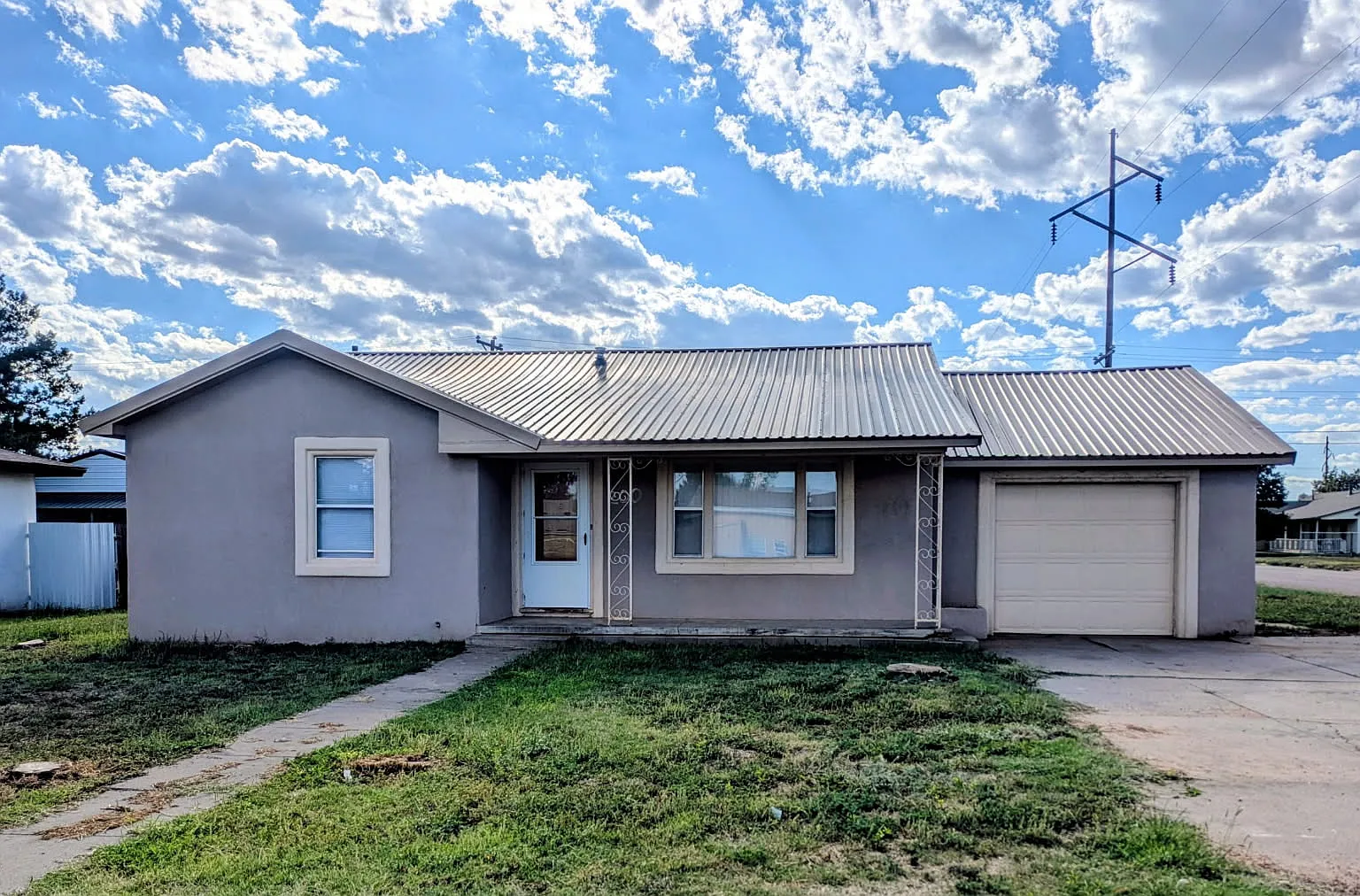 2 bed, 993 sqft, $950 — Photo 1