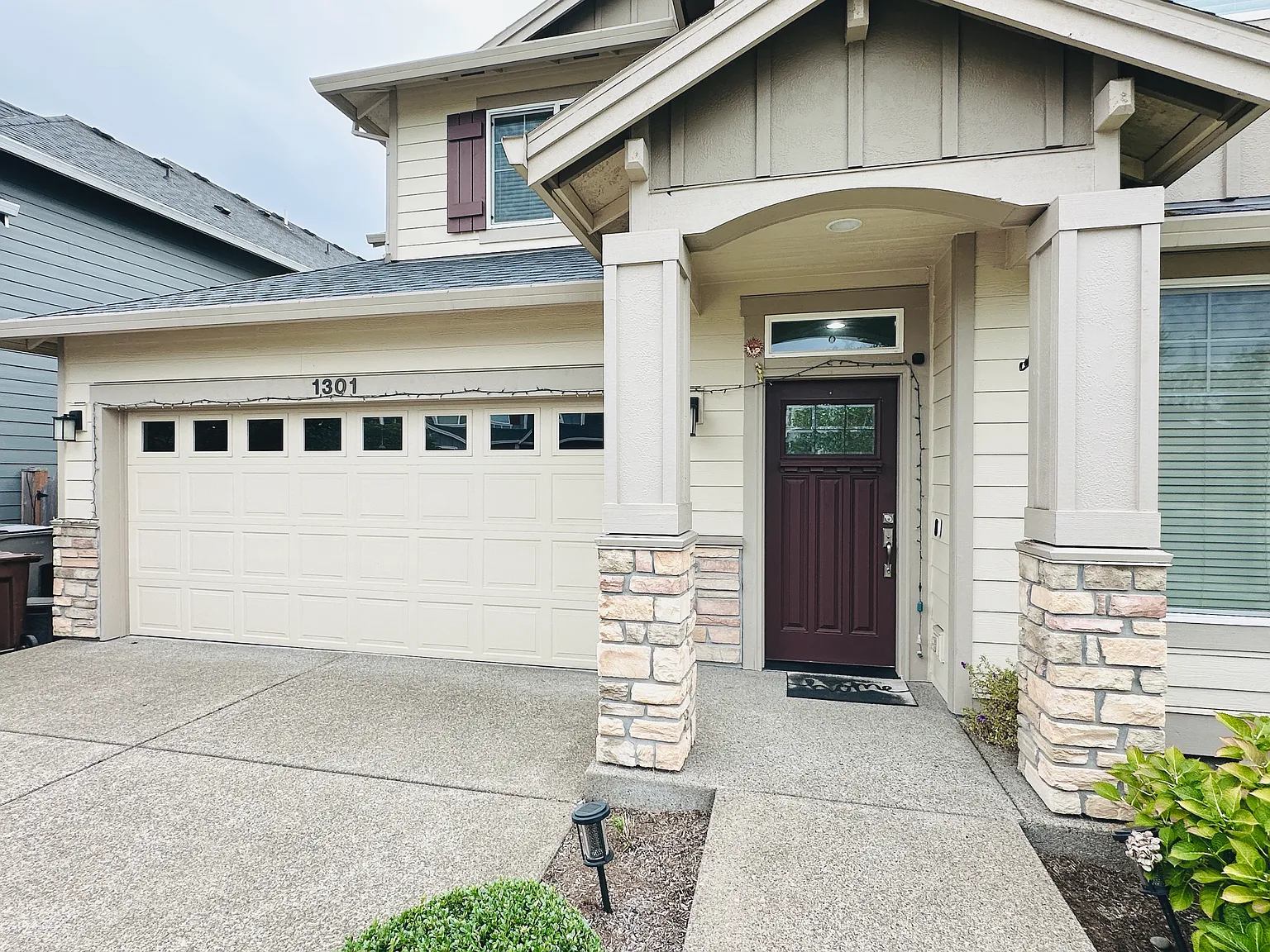4 bed, 2140 sqft, $3,300 — Photo 3