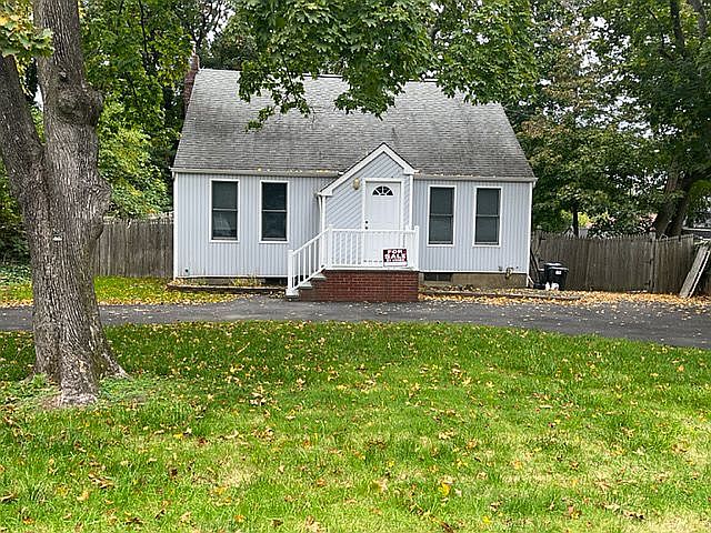 1st image of 88 Kirk Ave