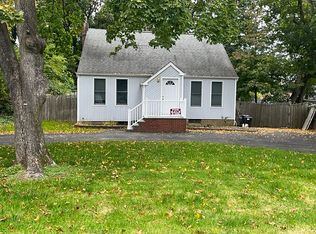 88 Kirk Ave, Ronkonkoma, NY 11779