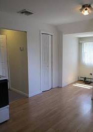 5th image of 11 Aspen Ave