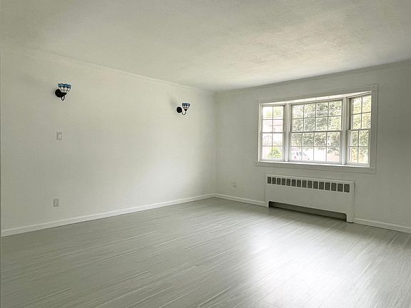 2nd image of 2377 8th St