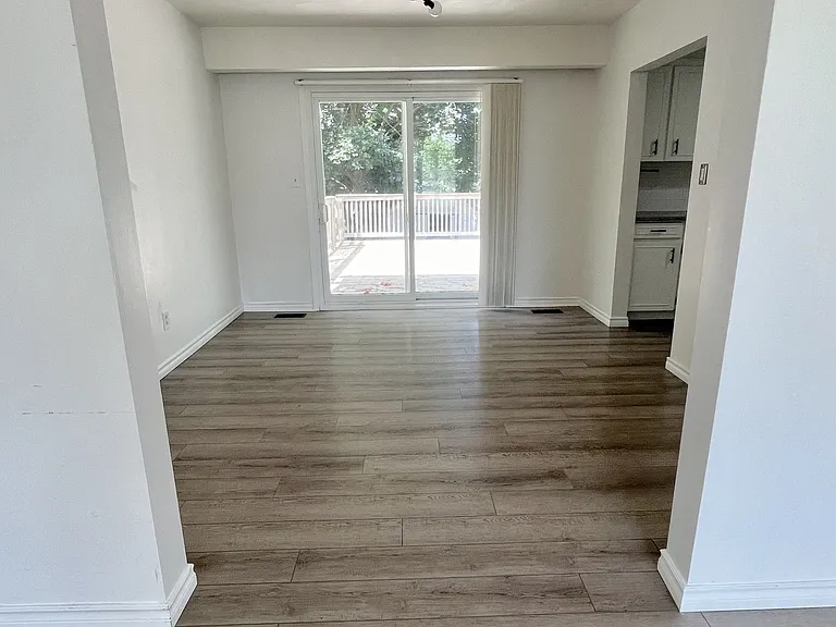 3388 Marlin Ct #UPPER — Photo 5
