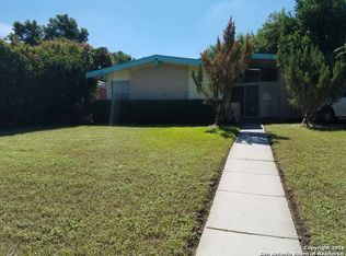 5014 Merlin Dr, San Antonio, TX 78218