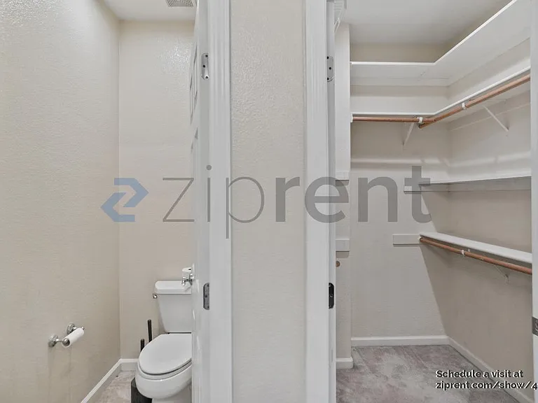 1076 Sapphire Ter — Photo 27