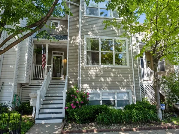 4440 W Hutchinson St, Chicago, IL 60641