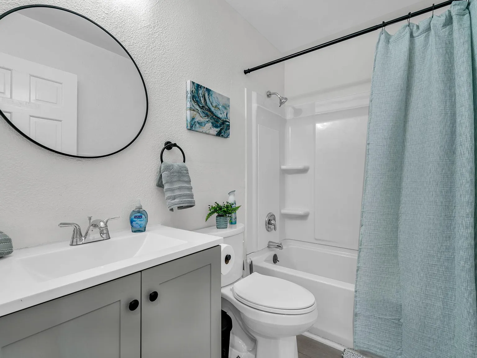 4 bed, 3.0 bath, 1855 sqft, $663 — Photo 4