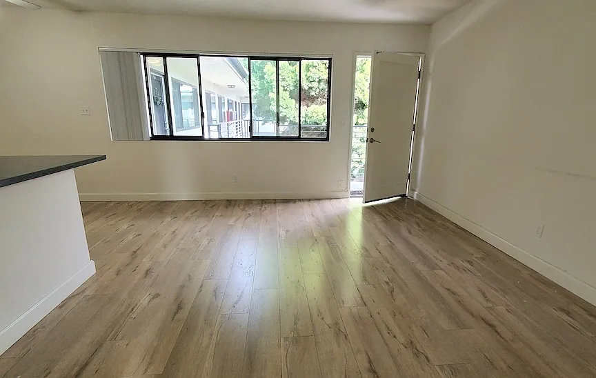 Building Photo - 2500 Mathews
