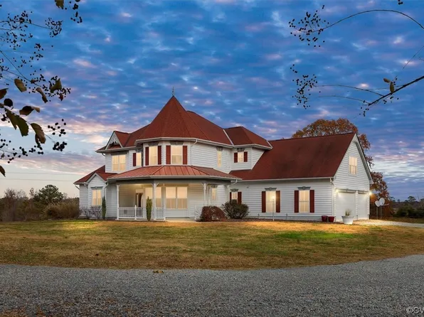 1429 Root Swamp Rd, Tappahannock, VA 22560