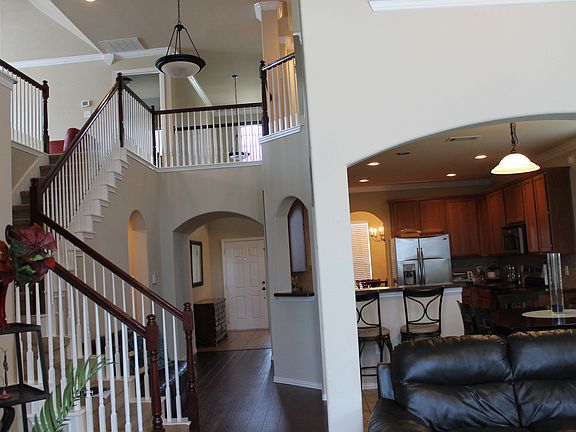 4th image of 5501 Grenada Dr