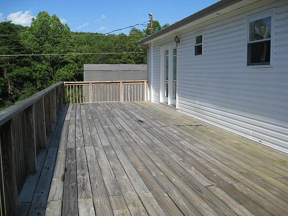 3rd image of 235 John Hendren Ln