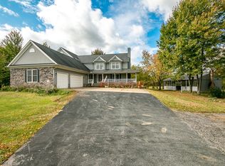 11528 Aquilla Rd, Chardon, OH 44024