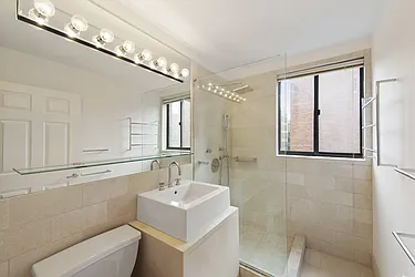 Rented by Nest Seekers International