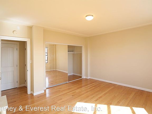 3rd image of 494 27th Ave APT 42