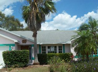 2277 SE Carnation Rd, Port Saint Lucie, FL 34952