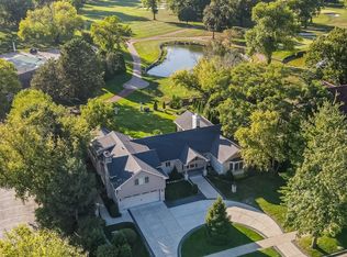 710 N Prospect Ave, Park Ridge, IL 60068