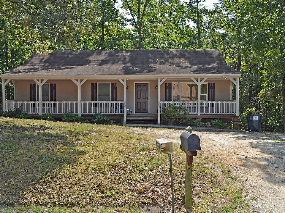 1st image of 3019 Sand Hills Dr